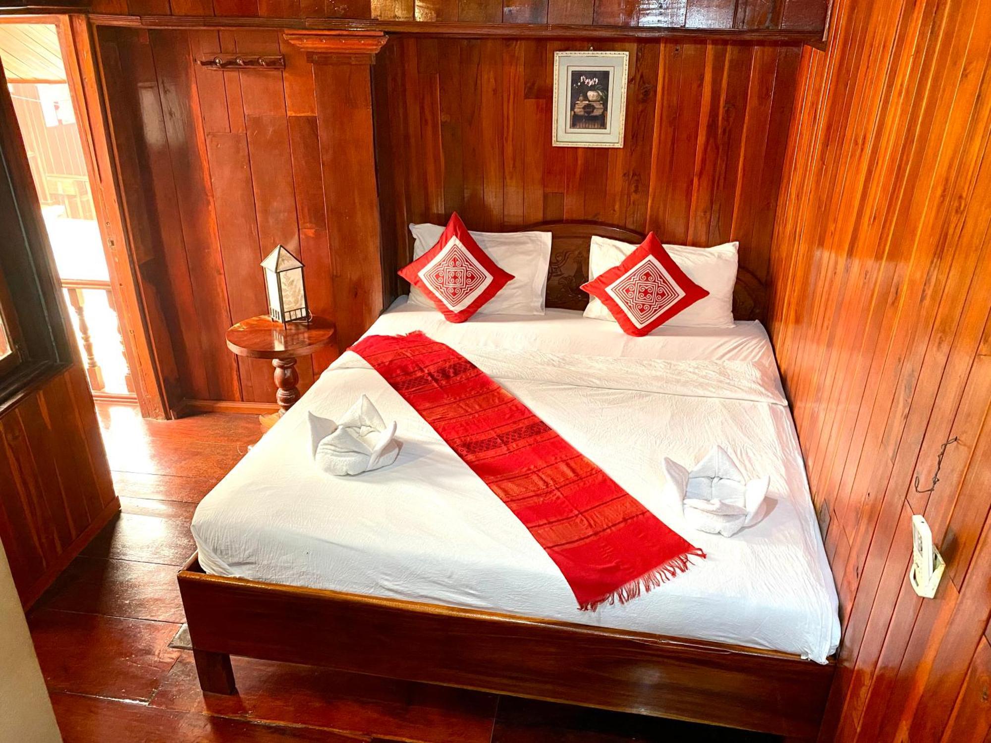 Soutikone1 Guesthouse Luang Prabang Esterno foto