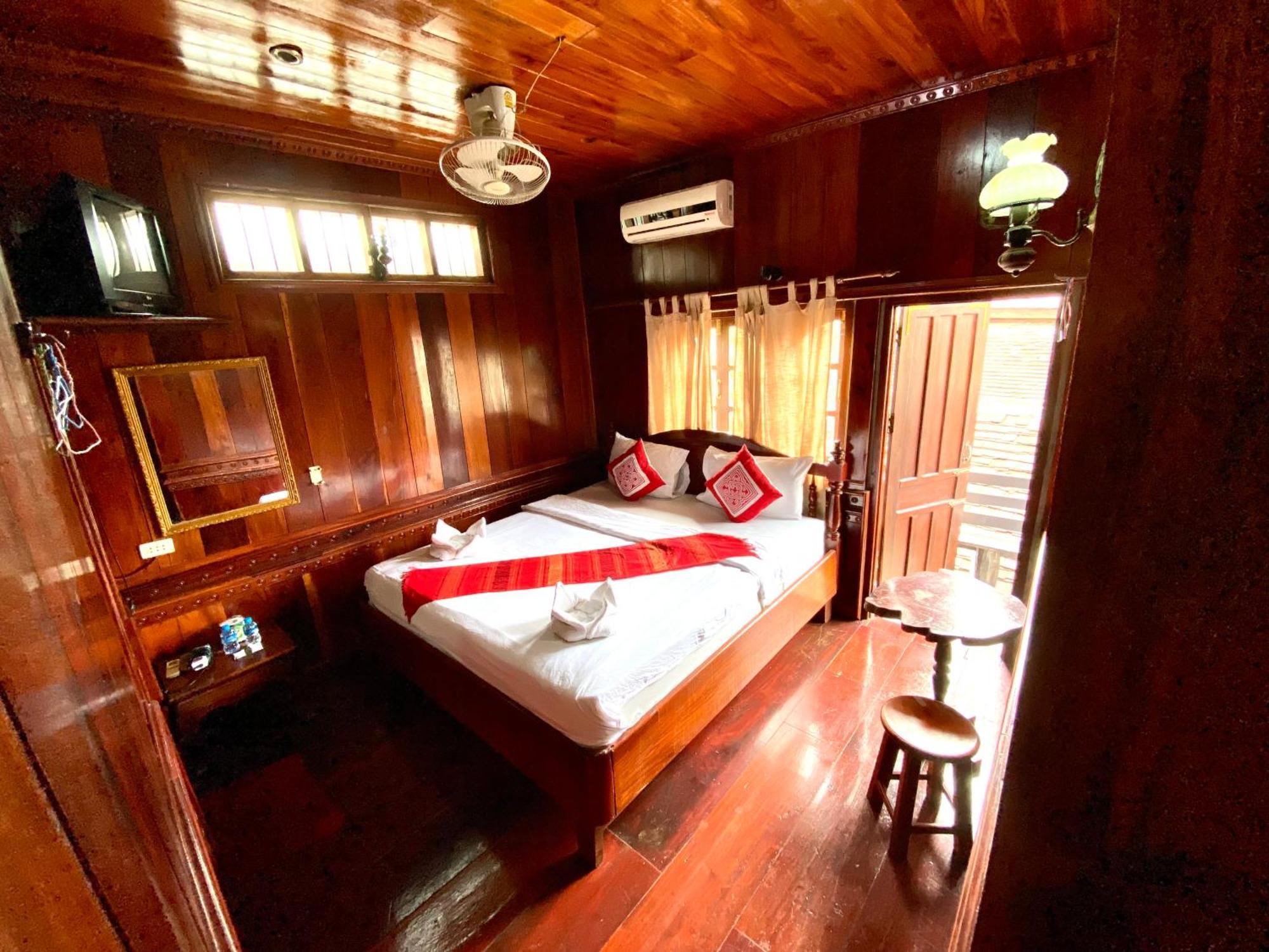 Soutikone1 Guesthouse Luang Prabang Esterno foto